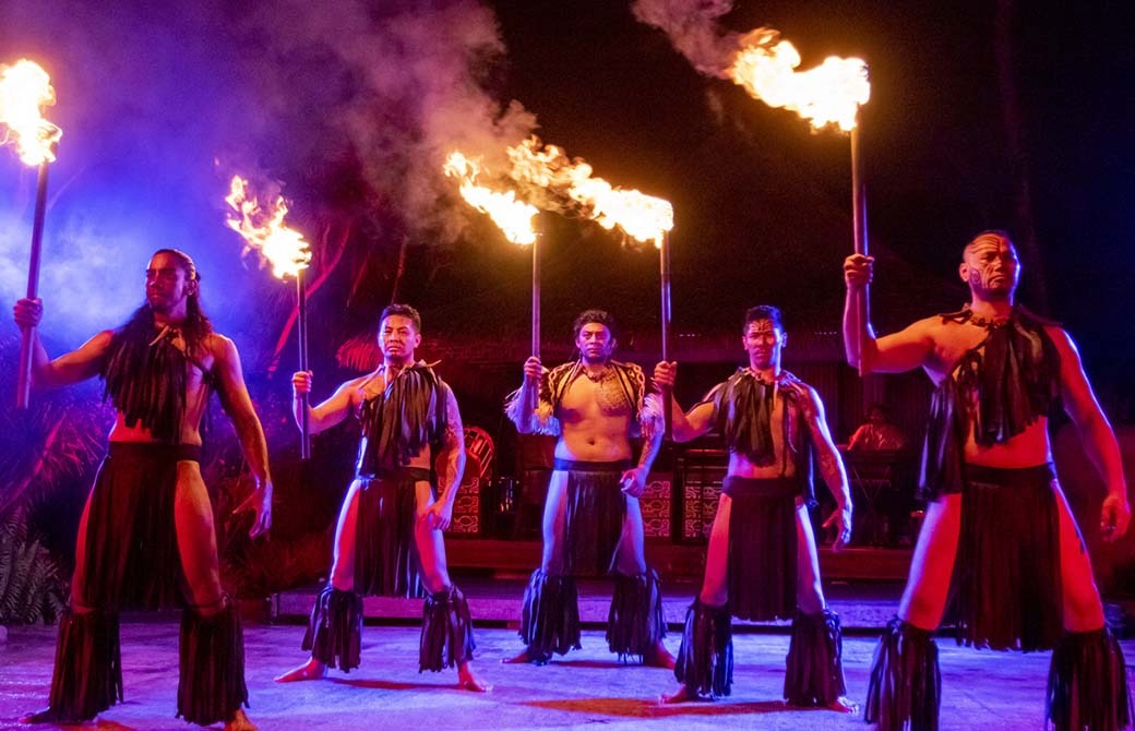 Fish Eye Island Cultural Dinner Show